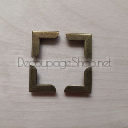Ъгълчета за скрапбук албум - СТАРА МЕД - 20x20x4mm - 4бр.