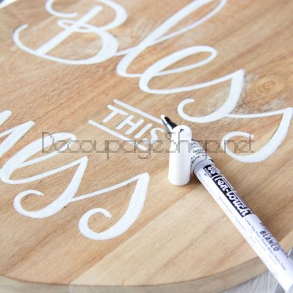 Перманентен Маркер с Боя : Sakura Pen-Touch : Fine 1 mm : Бял