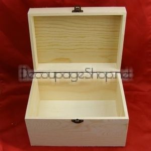 ДЪРВЕНА КУТИЯ ЗА ДЕКОРАЦИЯ 19- Х 9 Х 5,5СМ