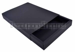 Черна Кутия от Картон 22 x 32 x 4 cm (А4)