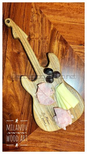 Дъска за рязане и сервиране “Китара“ - тип “ФЕНДЕР“ Светла - 35 х 17см